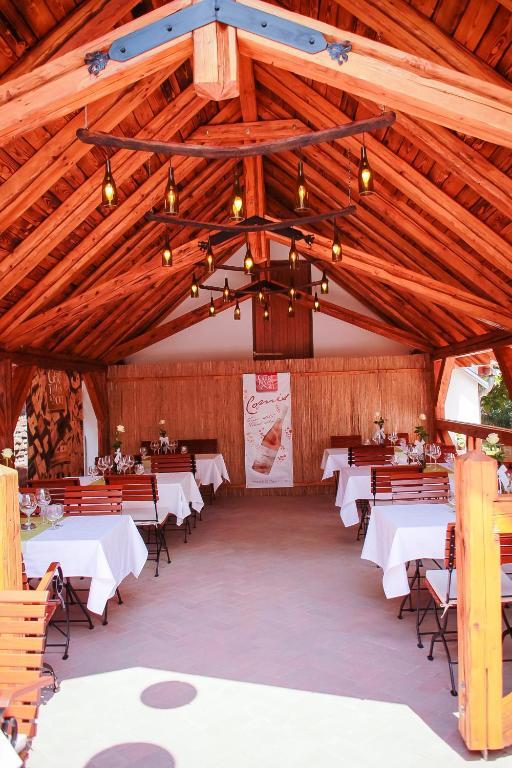 빌라니 Diofa Panzio B&B 외부 사진
